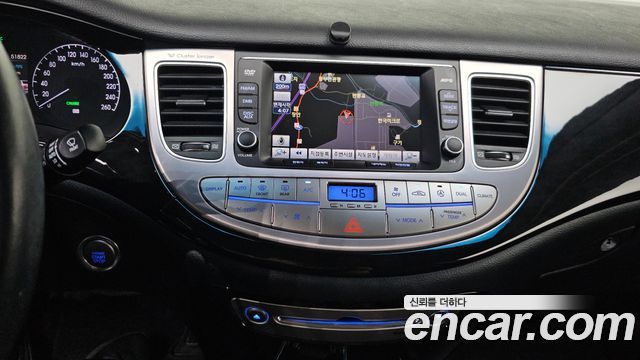 Hyundai Genesis 2012 — photo 22