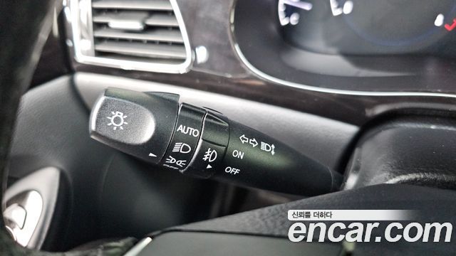 Hyundai Genesis 2012 — photo 29