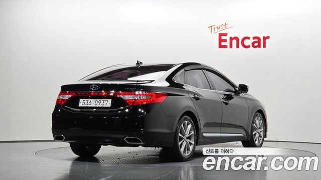 Hyundai Grandeur 2016 — photo 2