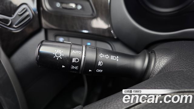 Hyundai Grandeur 2016 — photo 18