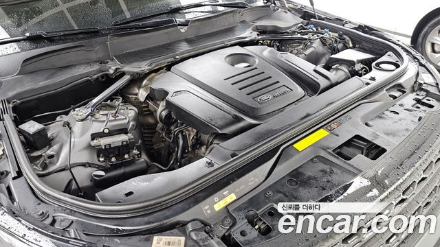 Land Rover Discovery 2018 — photo 6