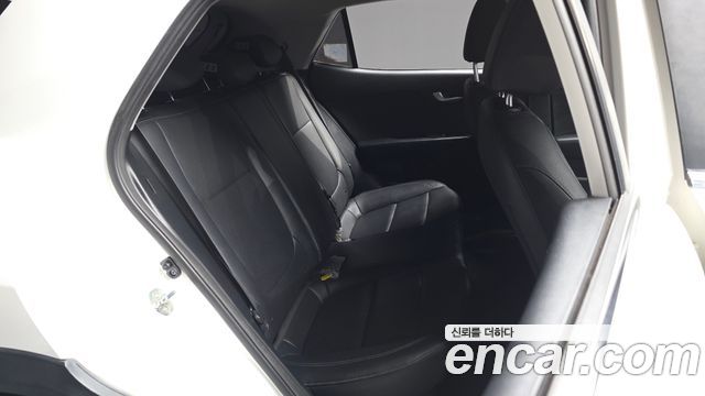 Kia Stonic 2018 — photo 18