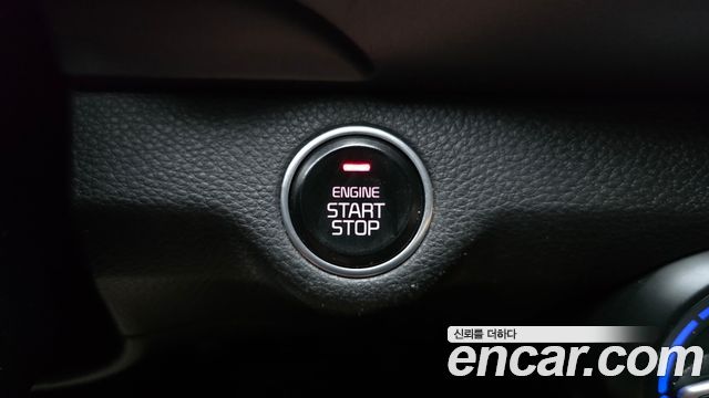 Kia Stonic 2018 — photo 25