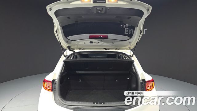 Kia Stonic 2018 — photo 26