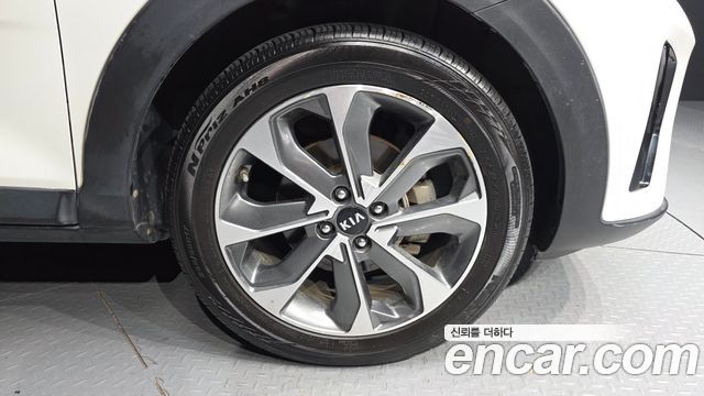 Kia Stonic 2018 — photo 7