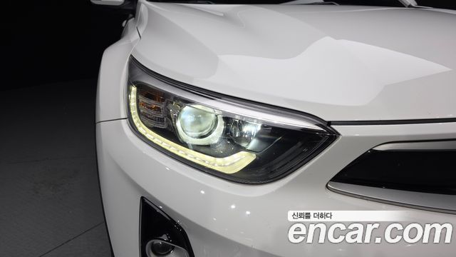 Kia Stonic 2018 — photo 8