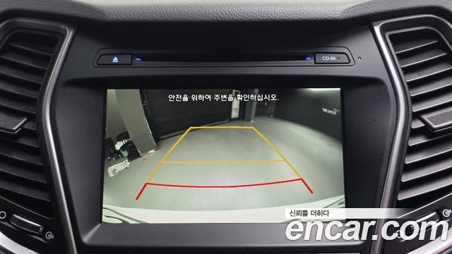 Hyundai Santafe 2018 — photo 16