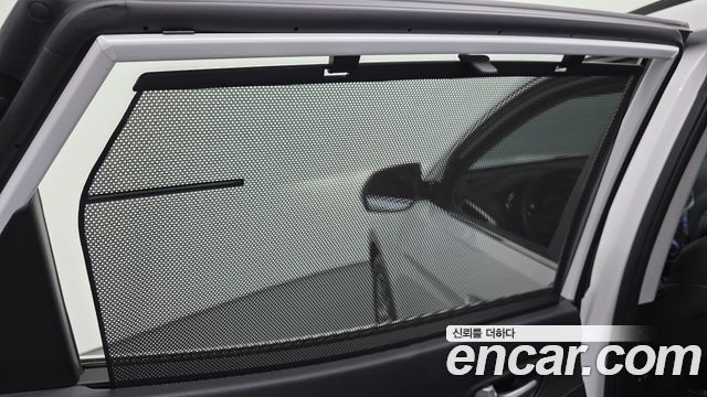 Hyundai Santafe 2018 — photo 17