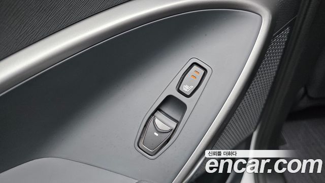 Hyundai Santafe 2018 — photo 18
