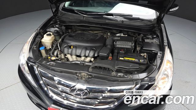 Hyundai Sonata 2011 — photo 6