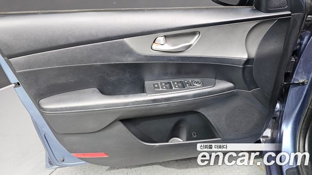 Kia K3 2019 — photo 14