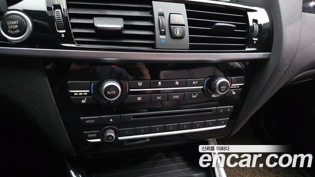 BMW X4 2016 — photo 17