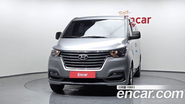 Hyundai Starex 2019 — photo 3