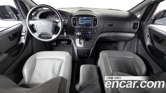 Hyundai Starex 2019 — photo 7