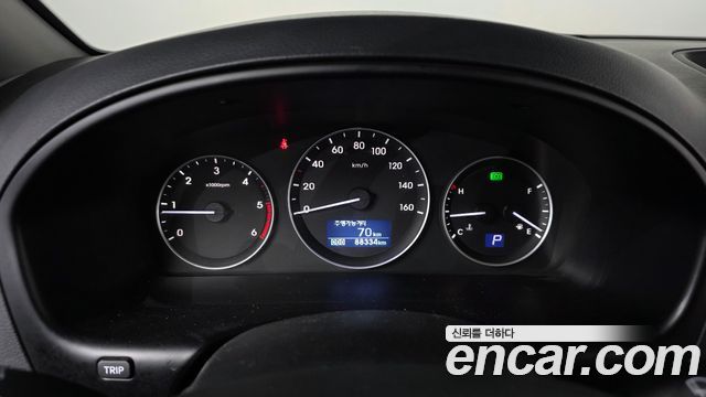 Hyundai Starex 2019 — photo 8