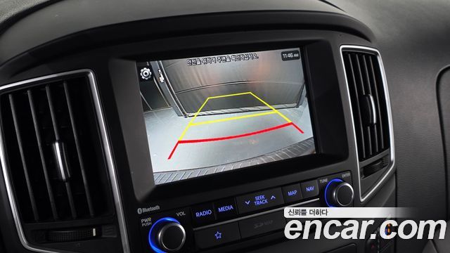 Hyundai Starex 2019 — photo 14
