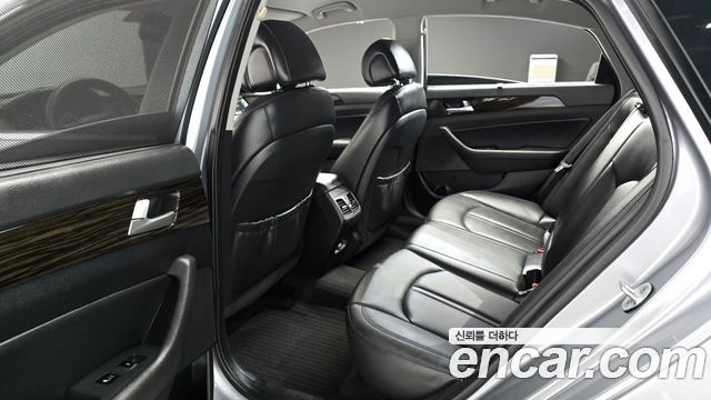 Hyundai Sonata 2016 — photo 23