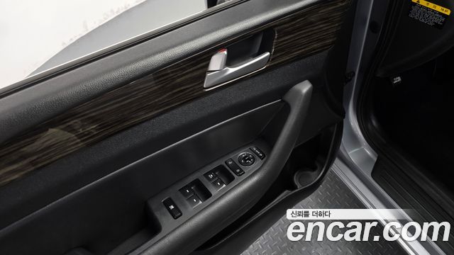 Hyundai Sonata 2016 — photo 26