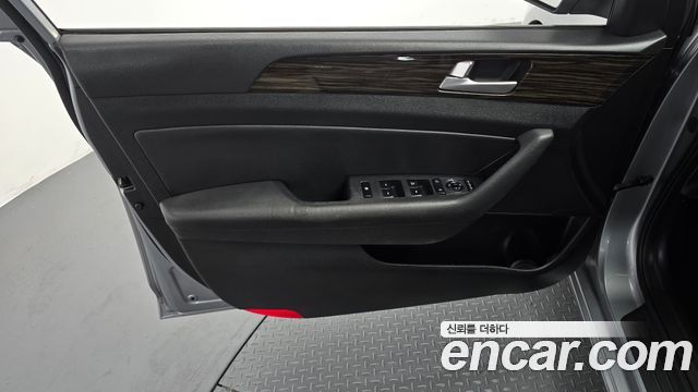 Hyundai Sonata 2016 — photo 14