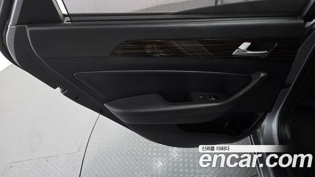 Hyundai Sonata 2016 — photo 15