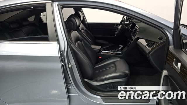 Hyundai Sonata 2016 — photo 16