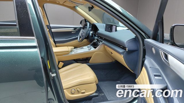 Genesis GV80 2021 — photo 16