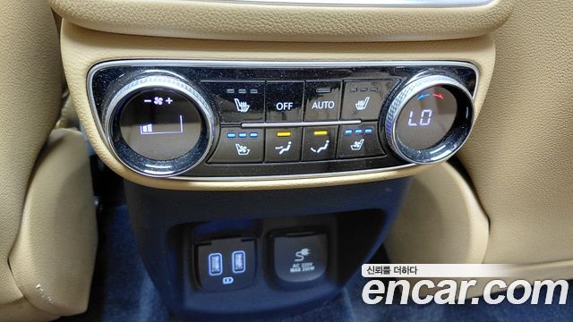 Genesis GV80 2021 — photo 31