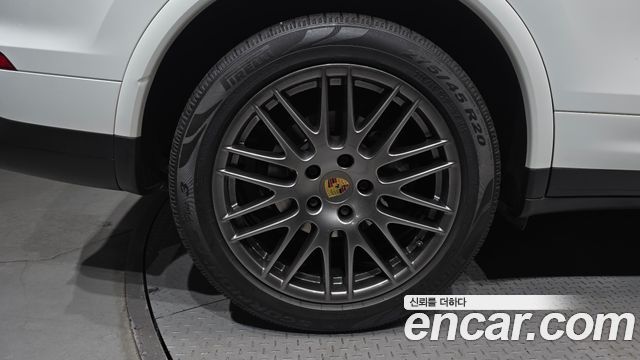 Porsche Cayenne 2017 — photo 5