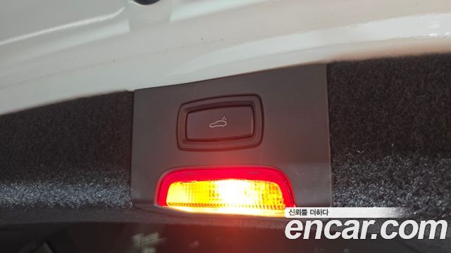 Porsche Cayenne 2017 — photo 20