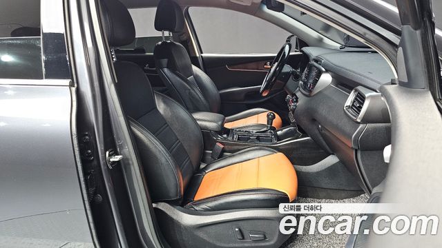 Kia Sorento 2016 — photo 12