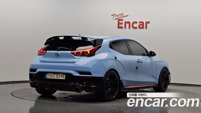 Hyundai Veloster 2020 — photo 2