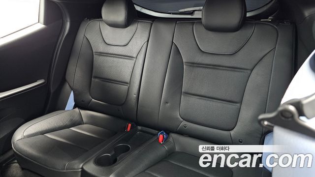 Hyundai Veloster 2020 — photo 18