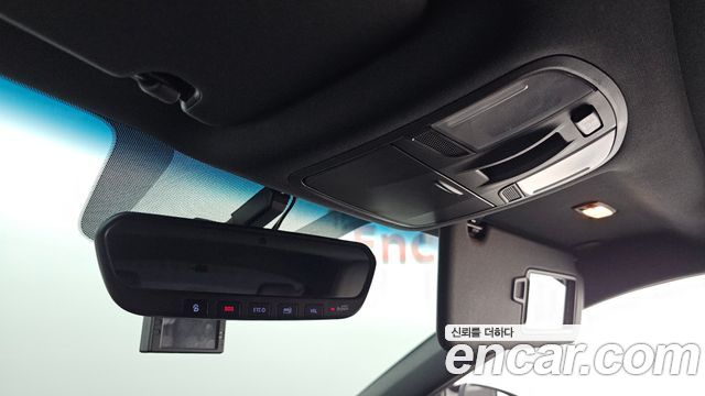Hyundai Veloster 2020 — photo 24