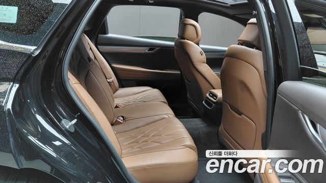 Genesis G80 2021 — photo 22