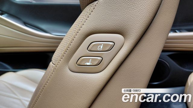 Genesis G80 2021 — photo 31