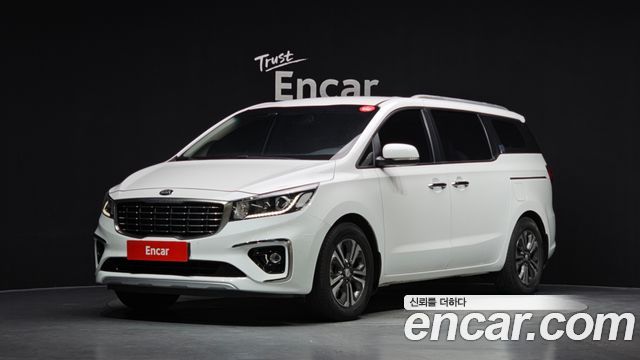 Kia Canival 2019 — photo 1