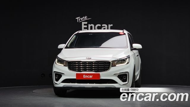 Kia Canival 2019 — photo 3