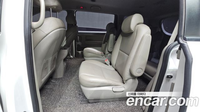 Kia Canival 2019 — photo 18