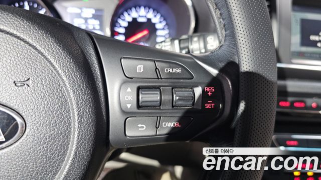 Kia Canival 2019 — photo 23
