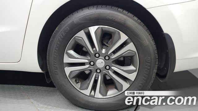 Kia Canival 2019 — photo 7