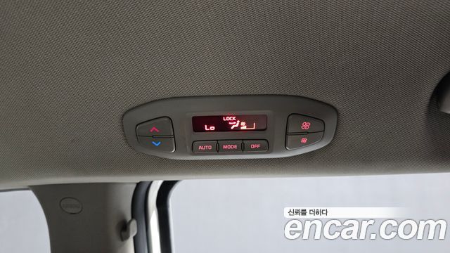Kia Canival 2019 — photo 29