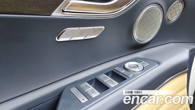 Genesis GV80 2022 — photo 29