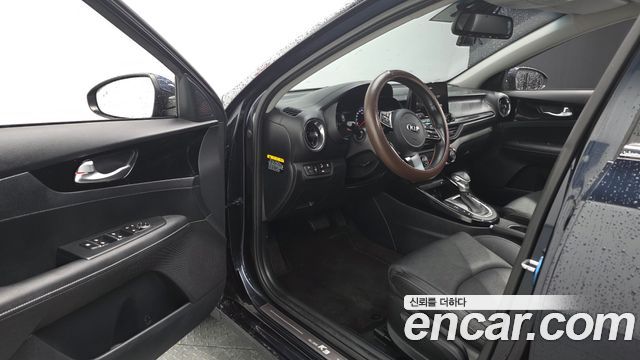 Kia K3 2019 — photo 10