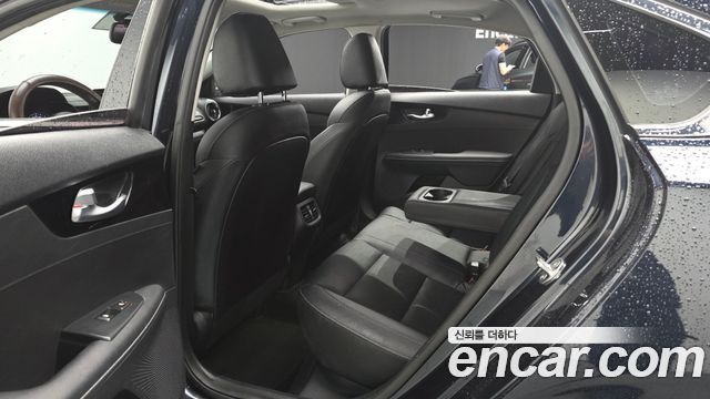 Kia K3 2019 — photo 11