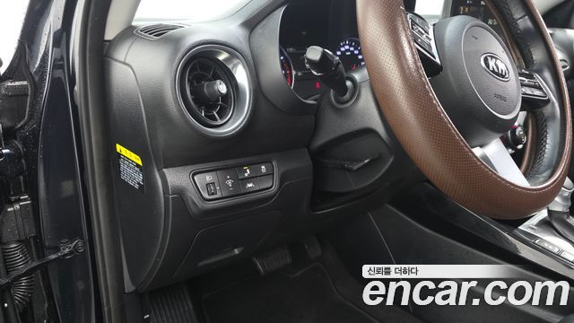 Kia K3 2019 — photo 13