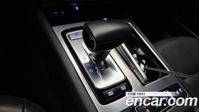 Genesis G80 2018 — photo 9