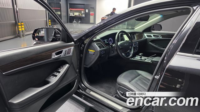 Genesis G80 2018 — photo 10