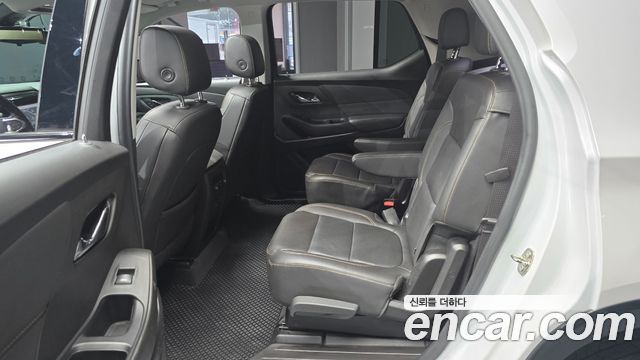 Chevrolet Korea Traverse 2021 — photo 18