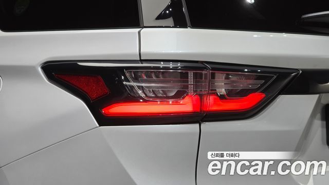 Chevrolet Korea Traverse 2021 — photo 9