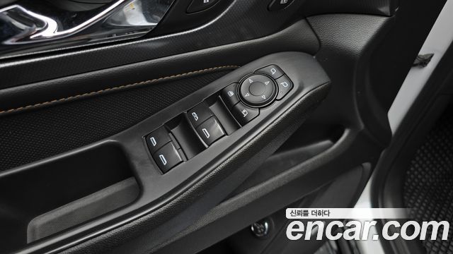Chevrolet Korea Traverse 2021 — photo 30
